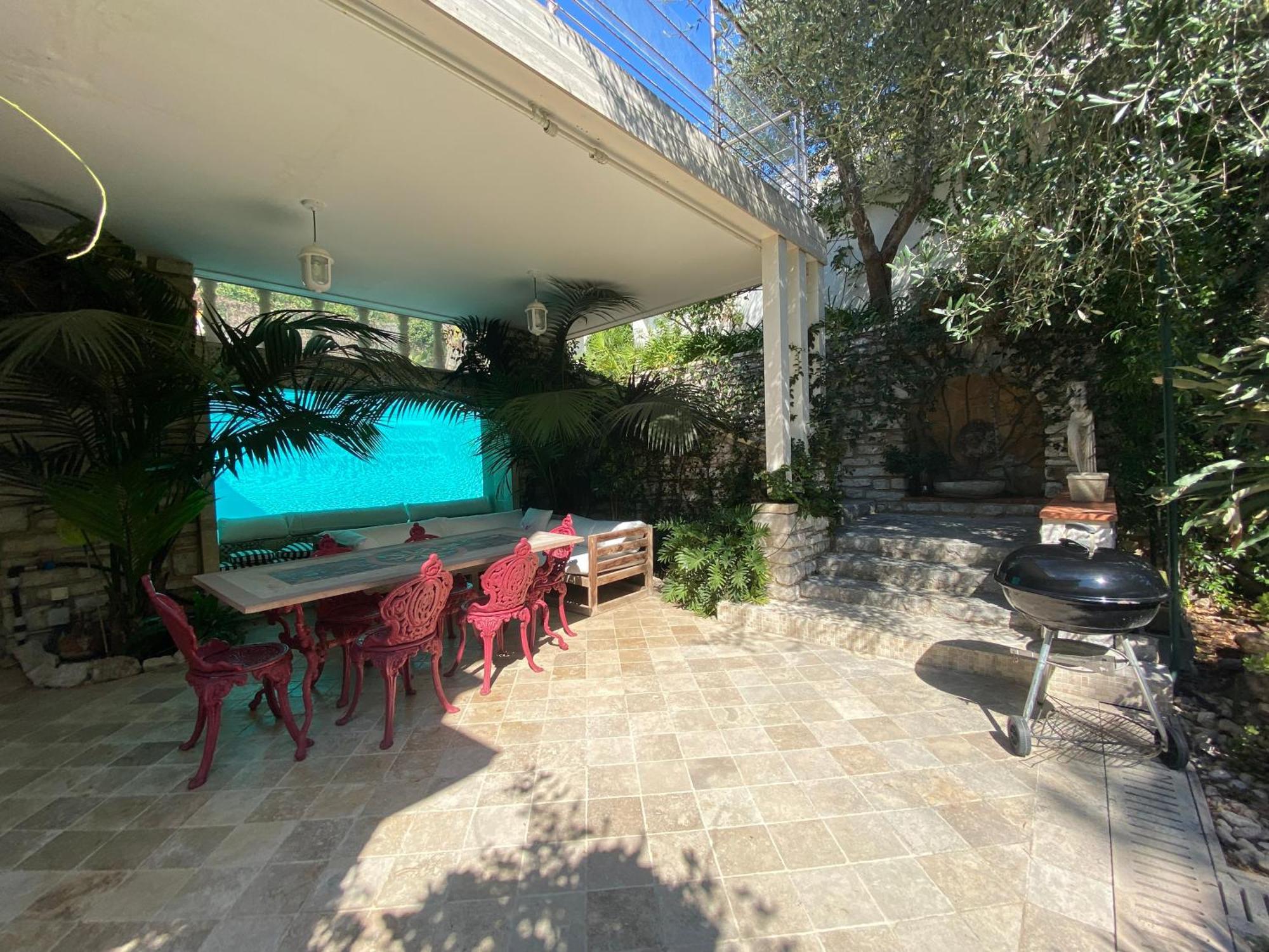 Villa Avec Piscine, Centre Nice
